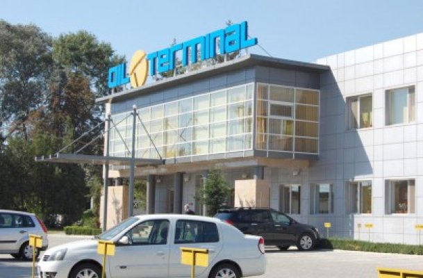 Salariaţii de la Oil Terminal au intrat în program normal de la 1 aprilie